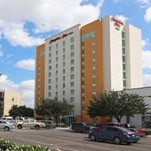 Fachada_del hotel_Hampton_Inn_by_Hilton_Reynosa_Zona_Industrial 